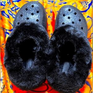 Crocs **Furever Crush Clog in Black Glitter